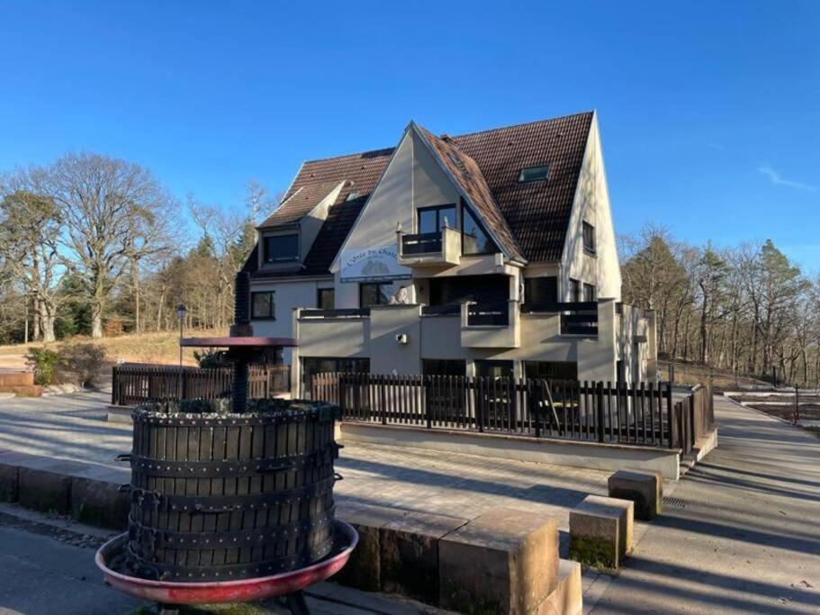Au Pied Du Chateau Orschwiller Exterior foto